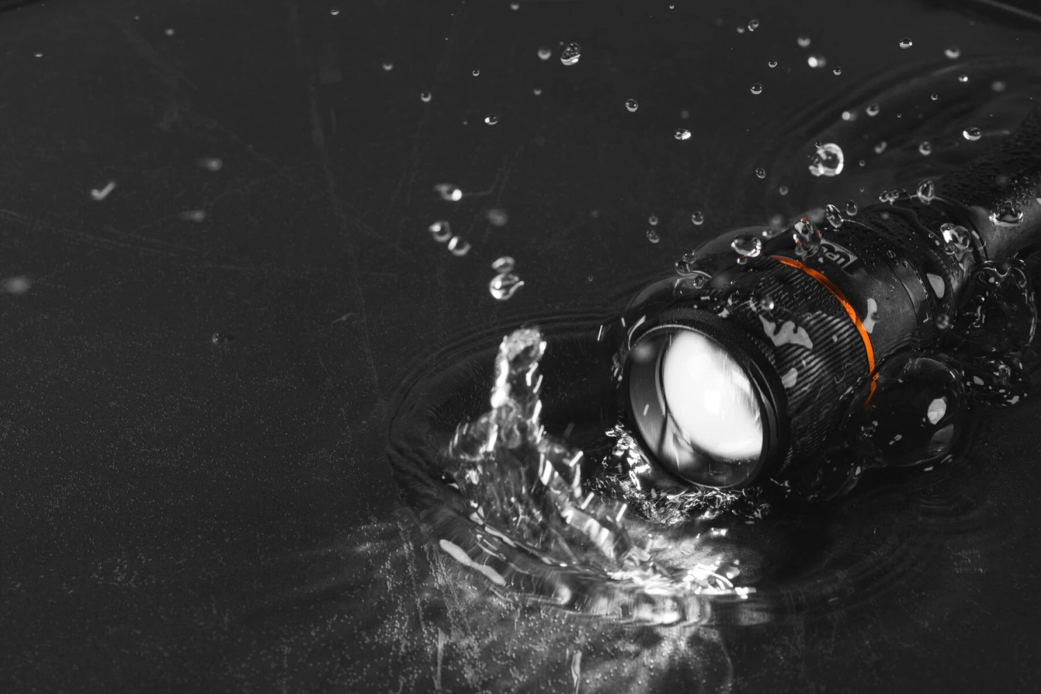 Nebo DaVinci 1000 Lumen Rechargeable Flashlight 5 Nebo DaVinci 1000 Lumen Rechargeable Flashlight - Image 5