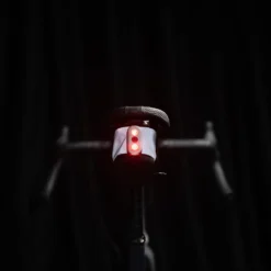 Decathlon Reflective Saddle Bag 0.6L Easy M -Outdoor Camping Shop k2cd1dc2c7357750e0bb9a931912bc830 scaled