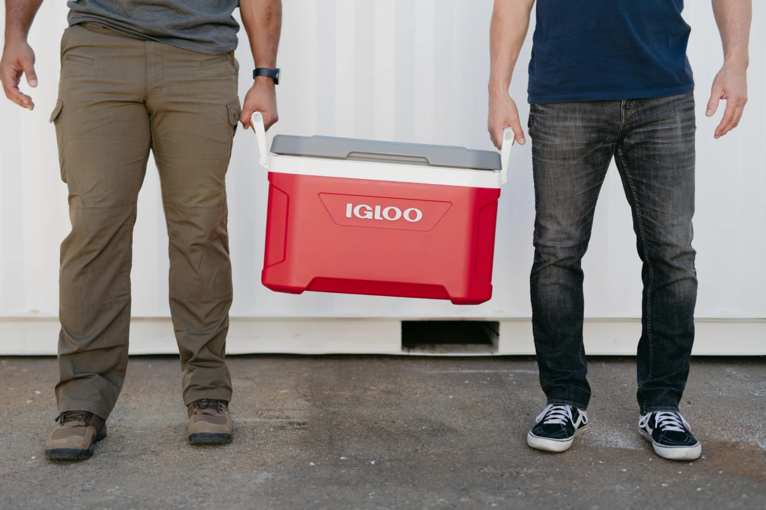 IGLOO Latitude 52QT Cool Box Red 5 IGLOO Latitude 52QT Cool Box Red - Image 5