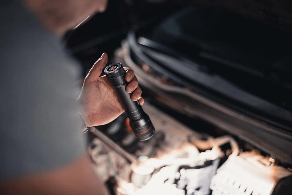 NEBO Newton 1000 Lumen Torch 4 NEBO Newton 1000 Lumen Torch - Image 4