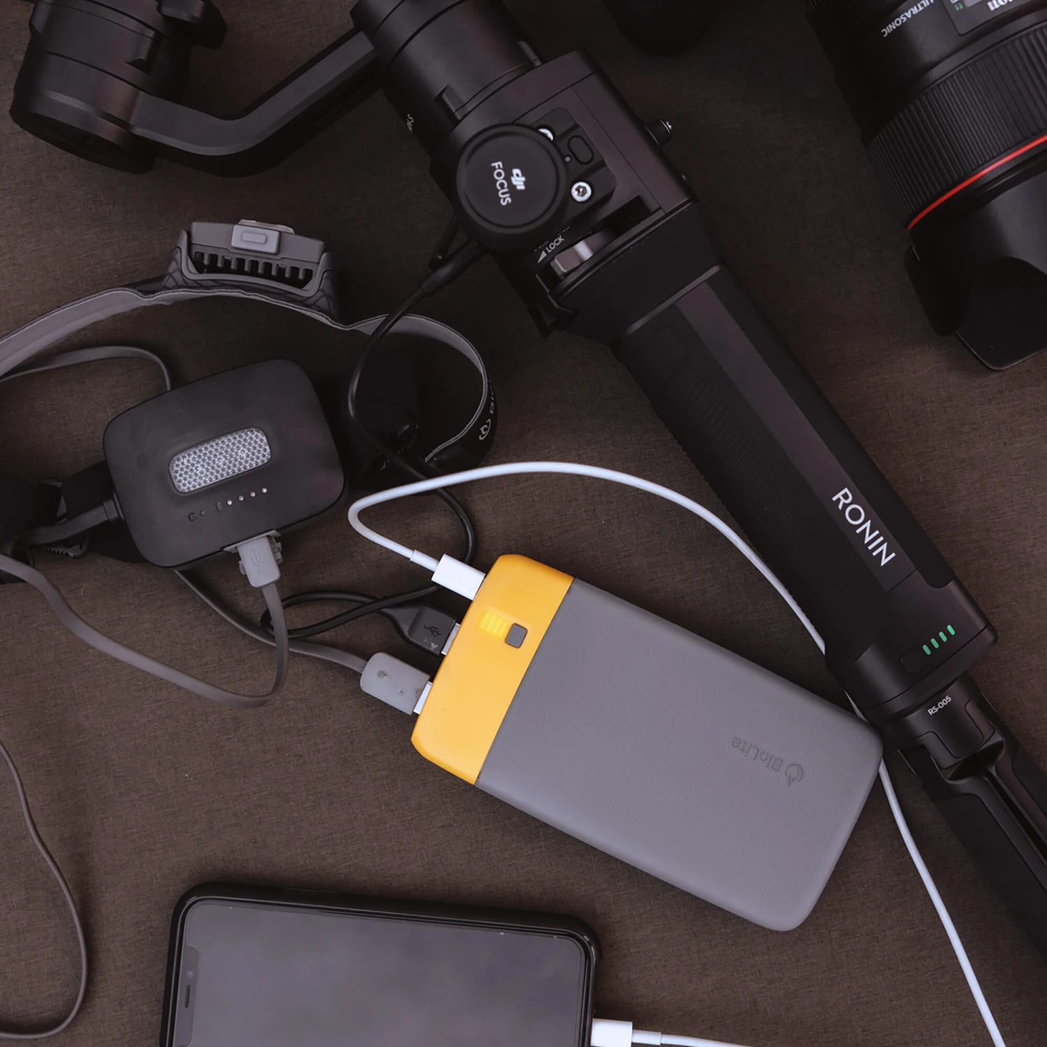 External 6000mAh Charger 2 External 6000mAh Charger - Image 2