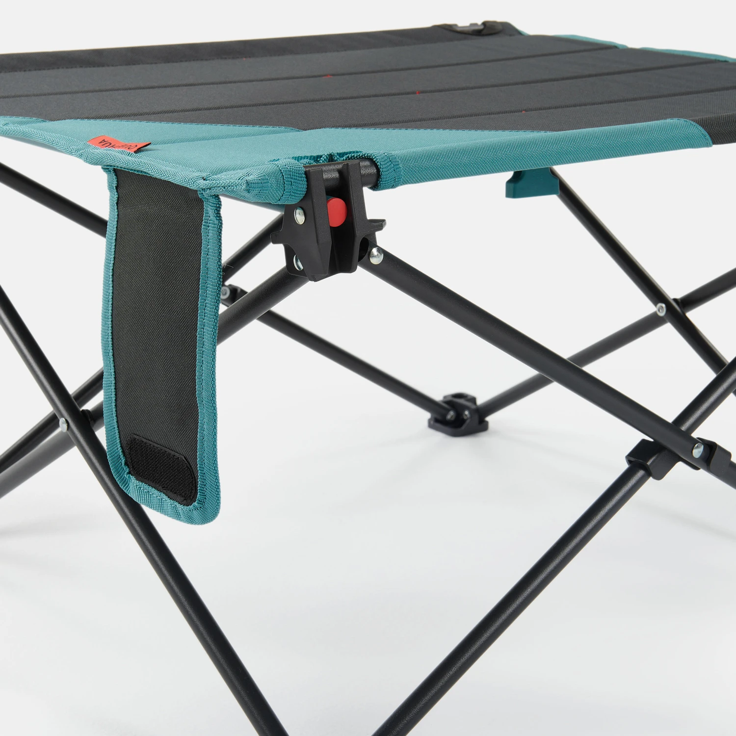 Quechua LOW FOLDING CAMPING TABLE MH100 Grey 7 Quechua LOW FOLDING CAMPING TABLE MH100 Grey - Image 7
